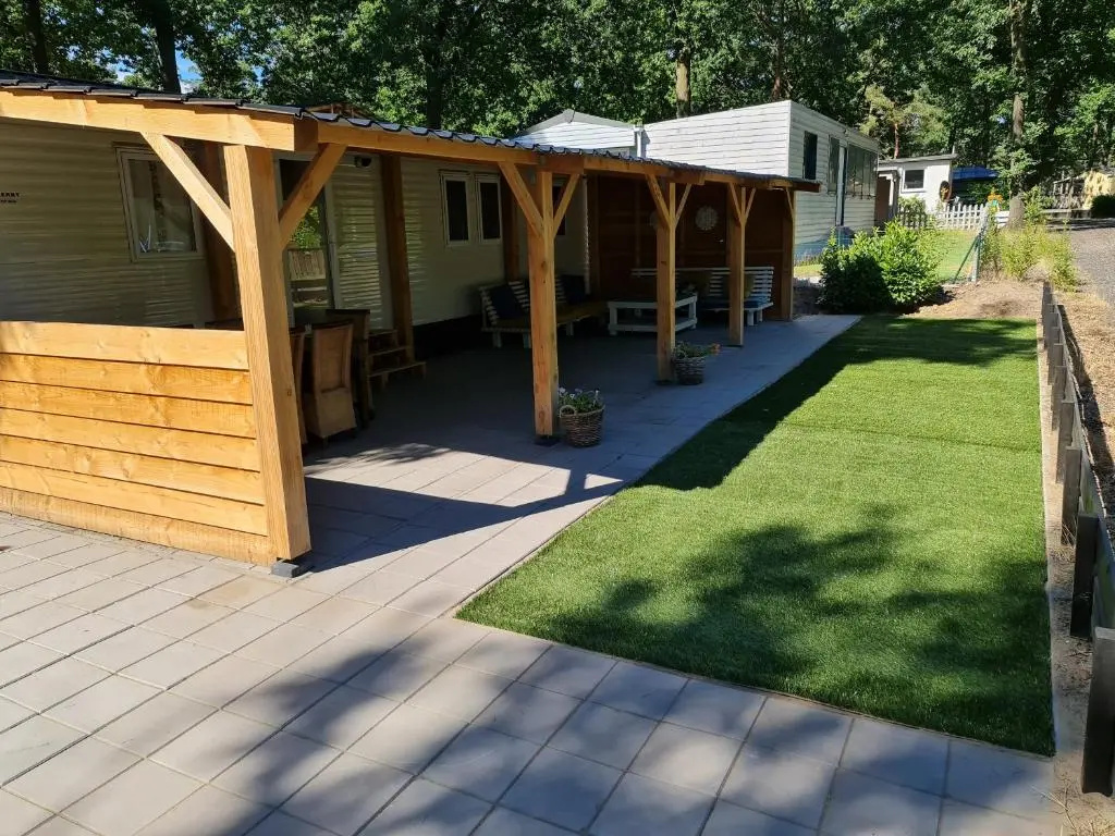 Chalet Casablanca, 80m2 met veel comfort op fantastisch 5-sterren vakantiepark met zwembaden