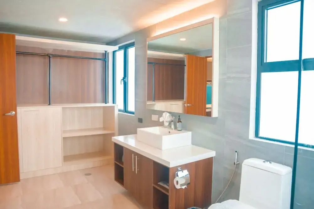 Huge 2Bedroom Staycation 4pax allowable 8pax Suite