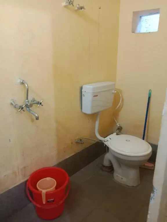Anna Hostel Tapovan