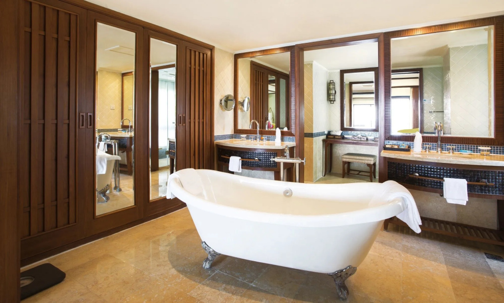 Horizon Resort & Spa Yalong Bay-Yalong Bay Central
