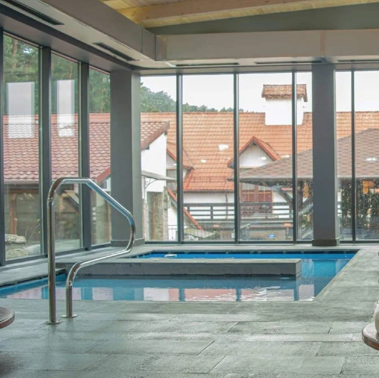 Q Chalet