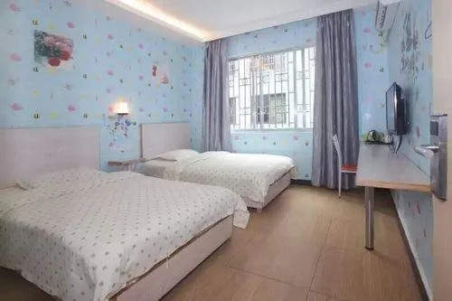 Happy Garden Hotel