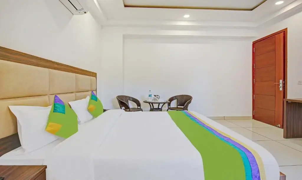 Treebo Aviraj Inn
