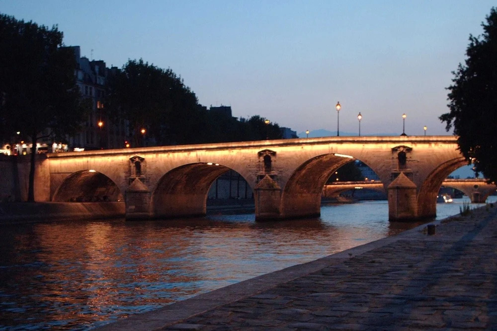 Amazing Le Marais Flat - 2 Mins to Hôtel de Ville