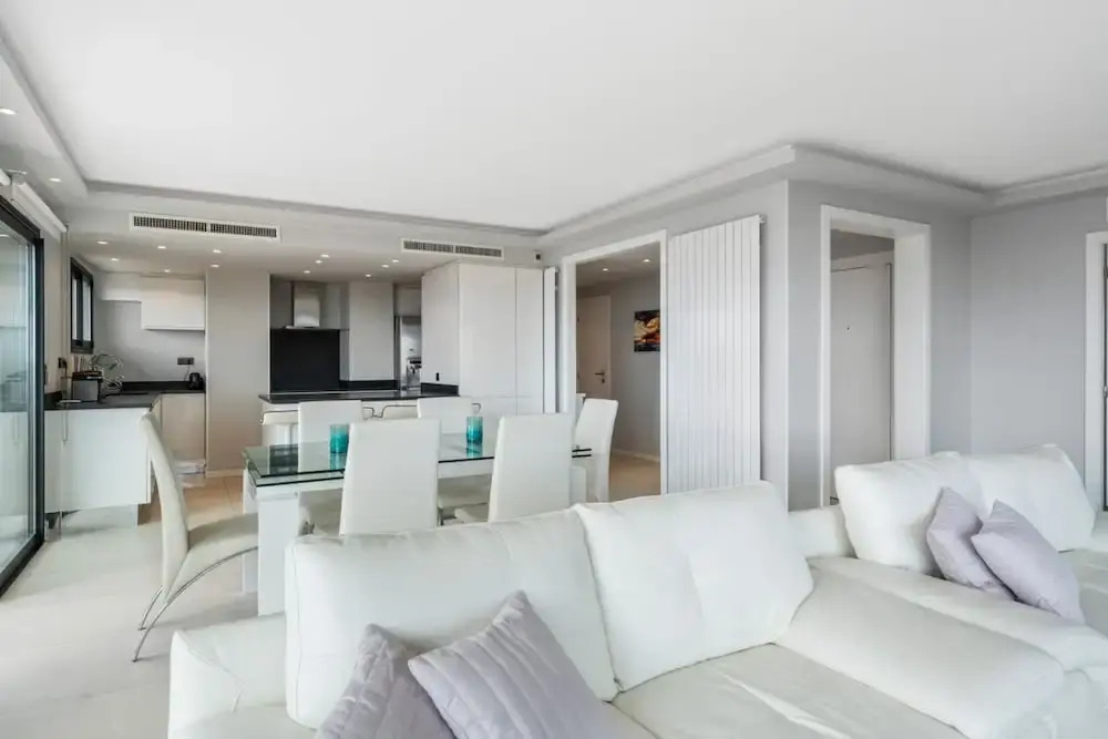 4 Bedroom Cannes Penthouse - Ocean View