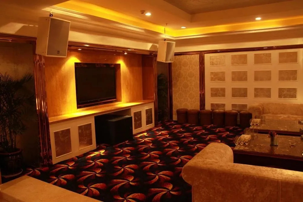 Oriental Luoma Hotel