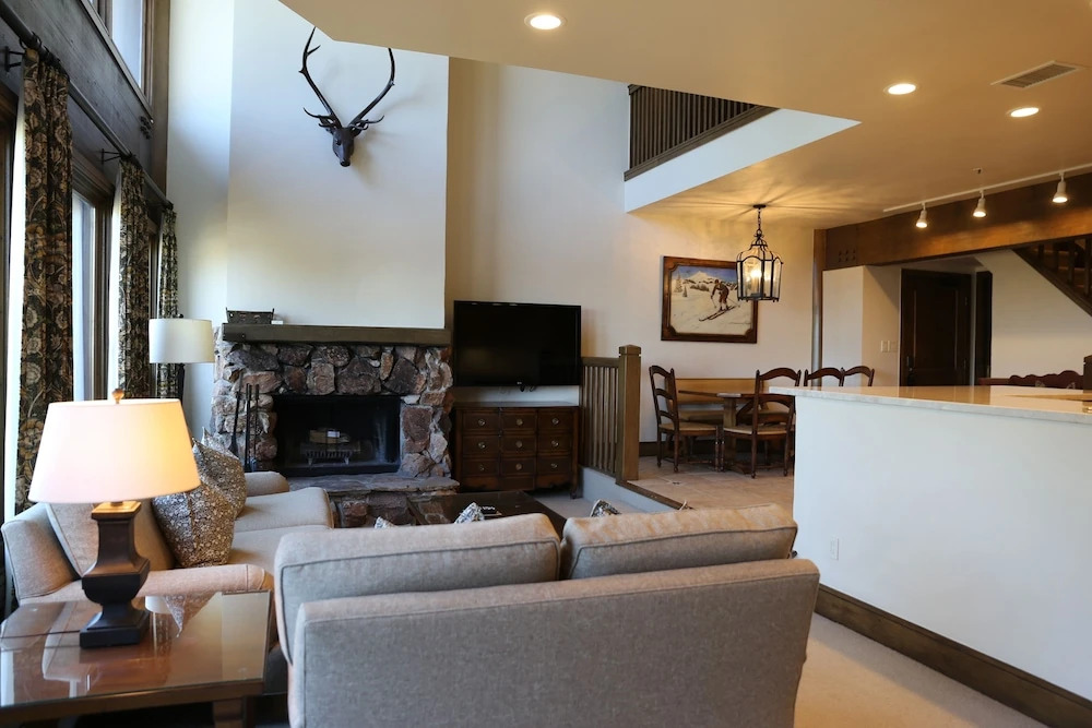 Viking Two Bedroom Loft