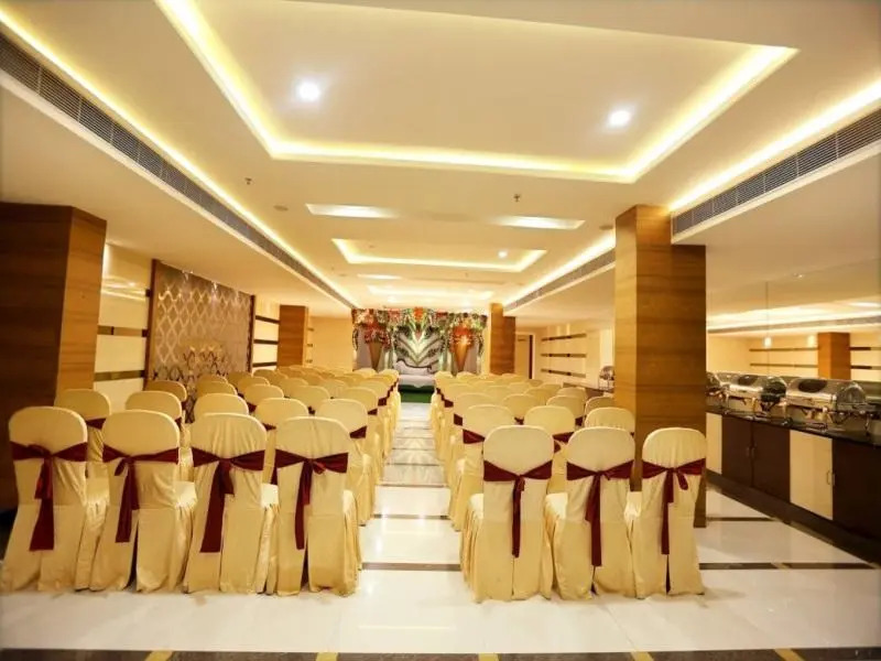 Hotel Swagath Grand Suchitra