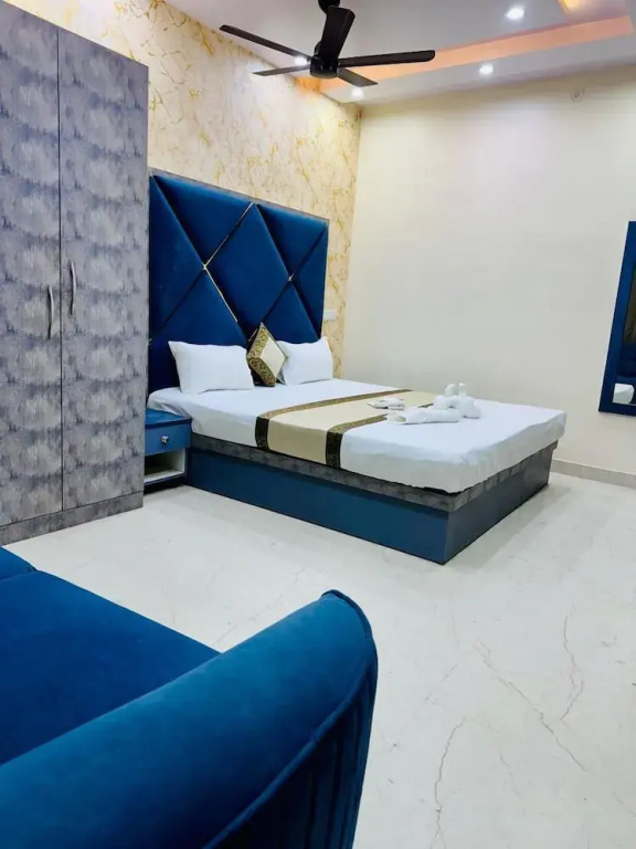 KashVi Hotels