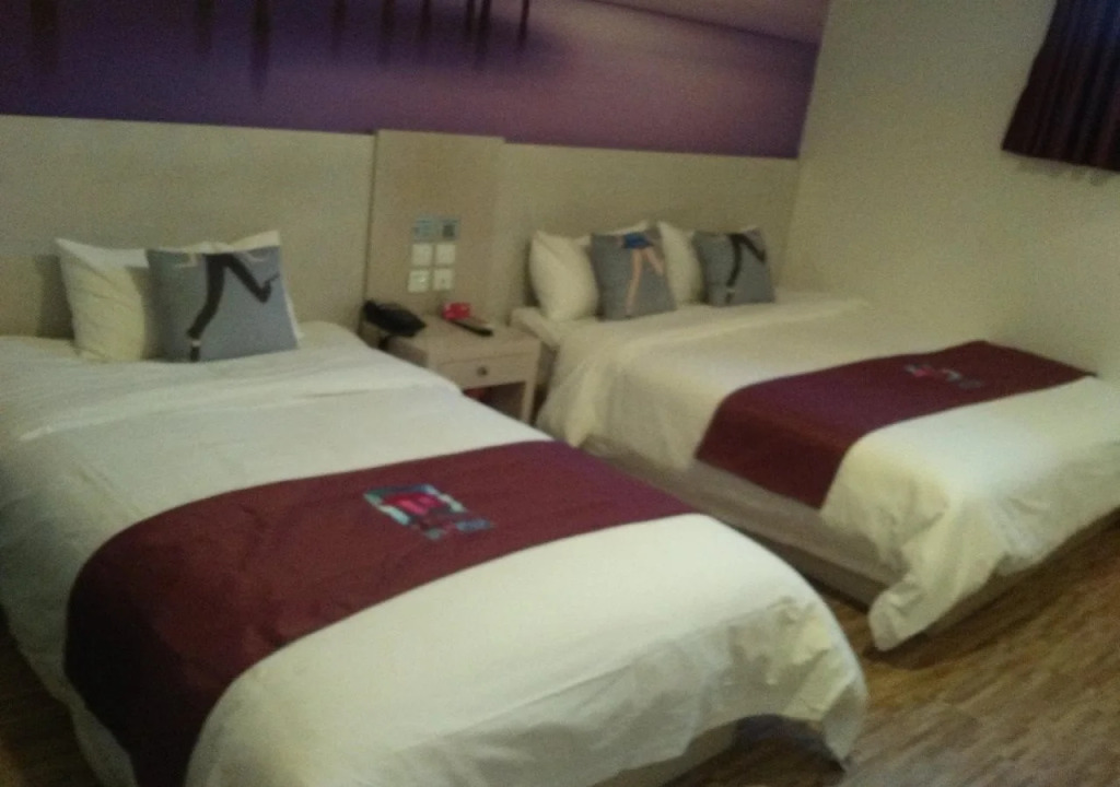 Pai Hotel Beijing Wanshou Road Subway Station