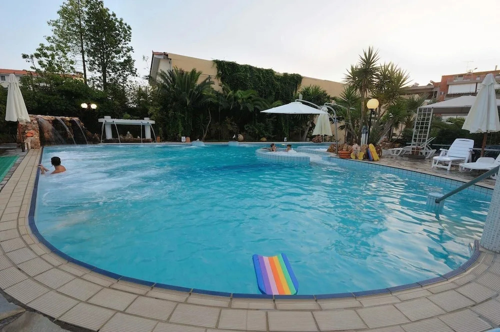 Kentrikon Hotel & Spa