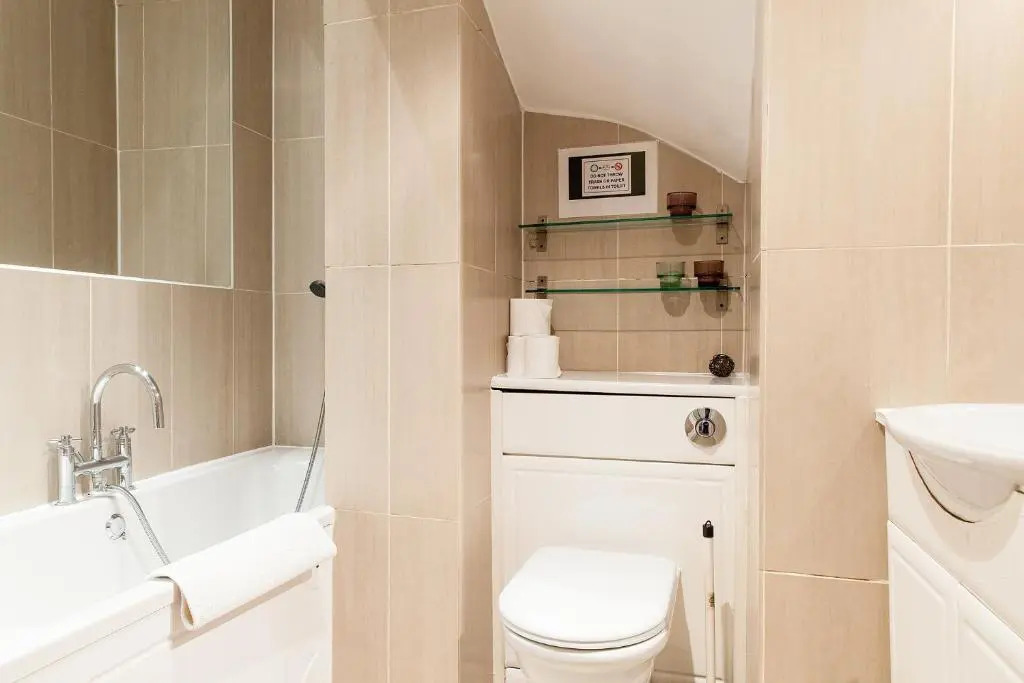 Spacious Comfy 2br Flat