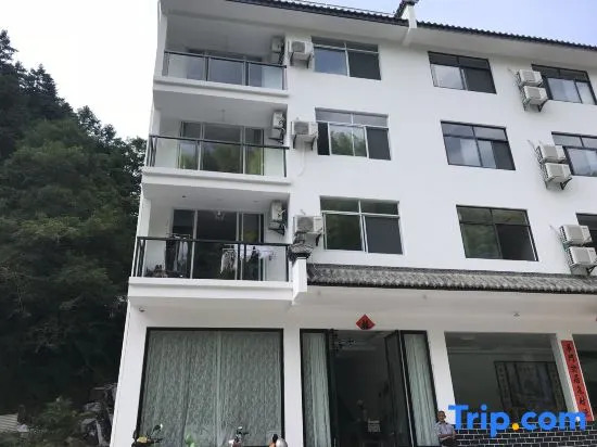Chunmian Music Hostel