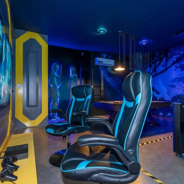 9012 Magical Home 5BD With Flowrider Surf Clubhouse