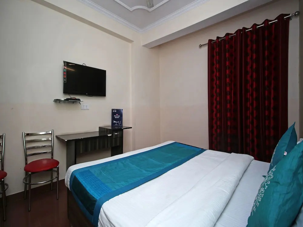 Collection O 6343 Hotel City Rooms Greater Noida