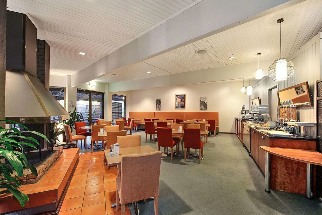 Knox International Hotel and Apartments