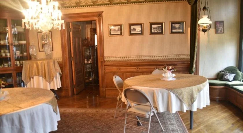 Charles Nelson Schmick House