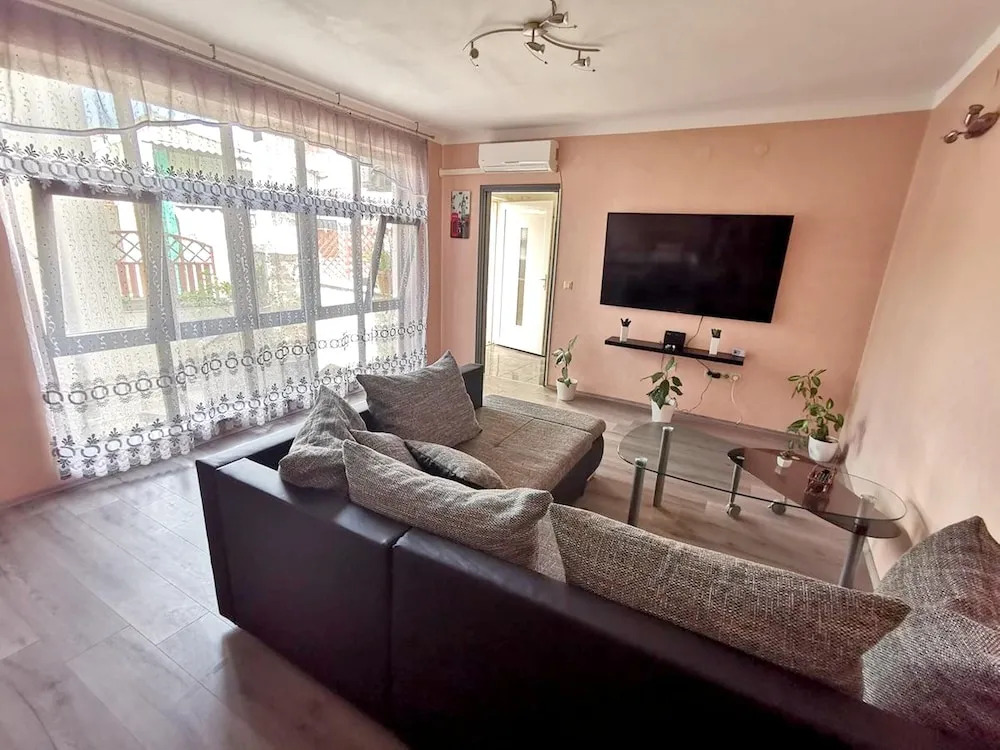 Apartment With 3 Bedrooms in Pula, With Furnished Terrace and Wifi Near the Beach