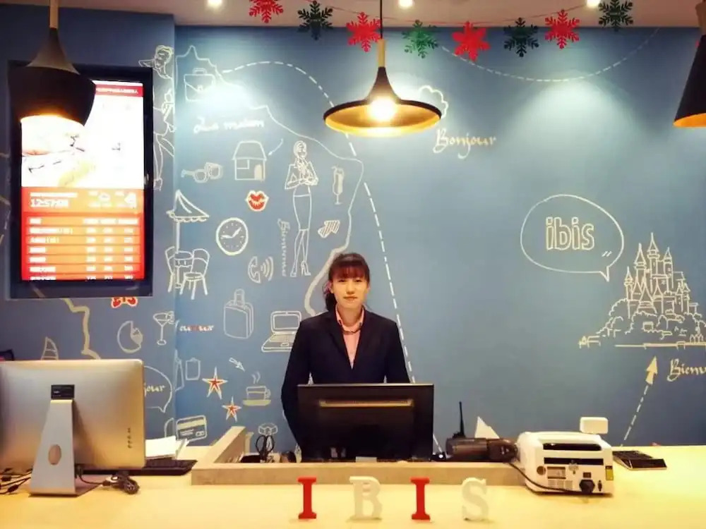 Aifeel Hotel (South Square of Shenyang North Railway Station)