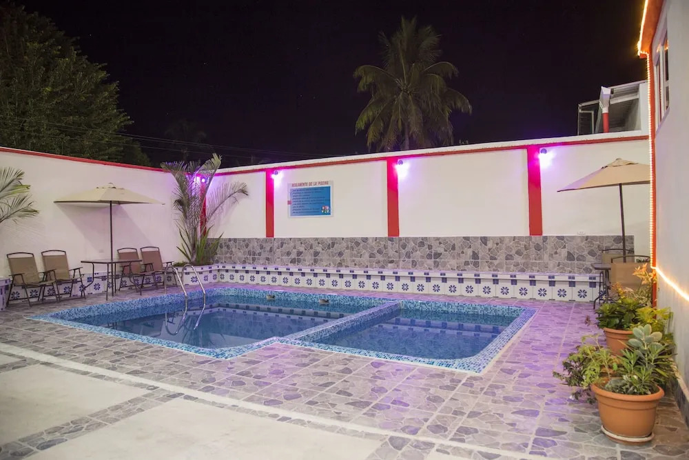 Hotel Aruma