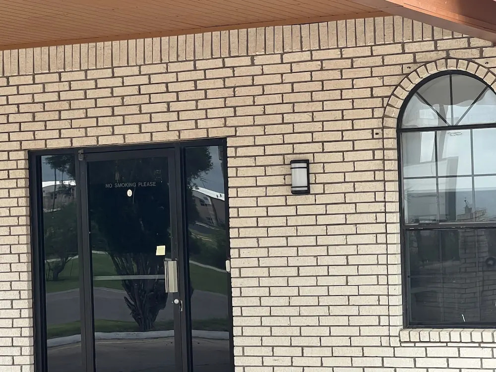 Garden Inn & Suite