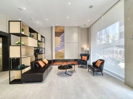 Homeinn Selected Hotel (Lishui High-Speed Railway Station Wanda Plaza)