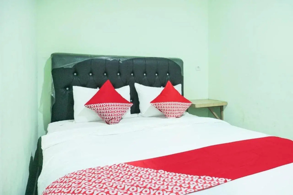 Hotel O Ilir Timur I Near Rsud Siti Fatimah Az-Zahra Formerly Lumendiva Suite
