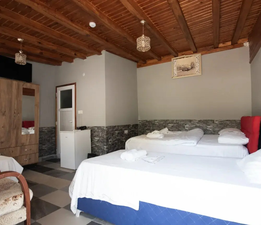 ÖZ Butik Otel Antik Kent Myrleia