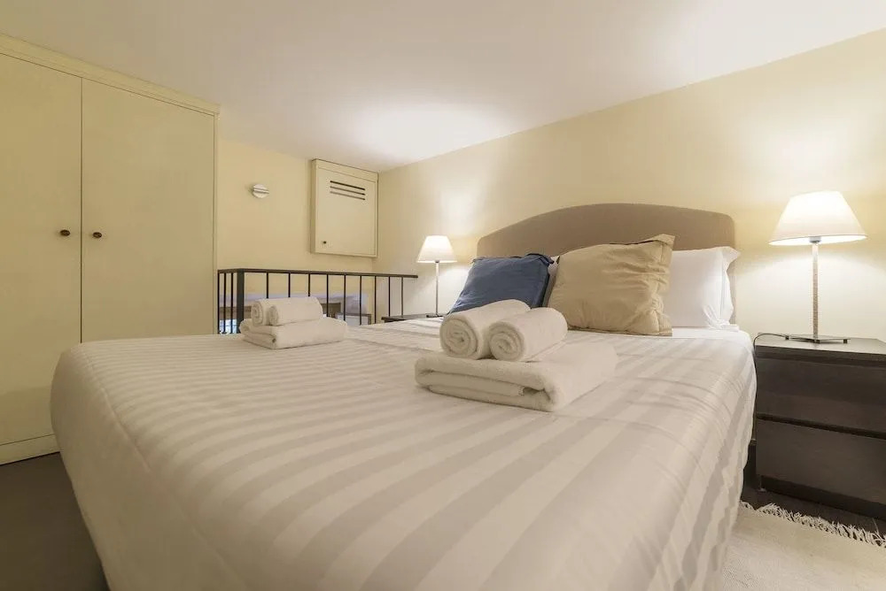 Rione Monti Studio Apt with private garden