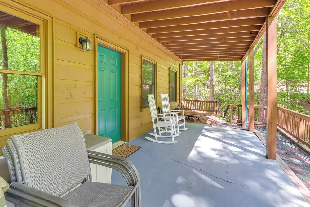 Lakeside Cabin: Game Room, Dock, Orchard, Wineries