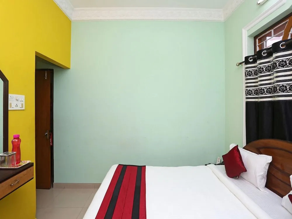 OYO 11731 Sterling Guest House