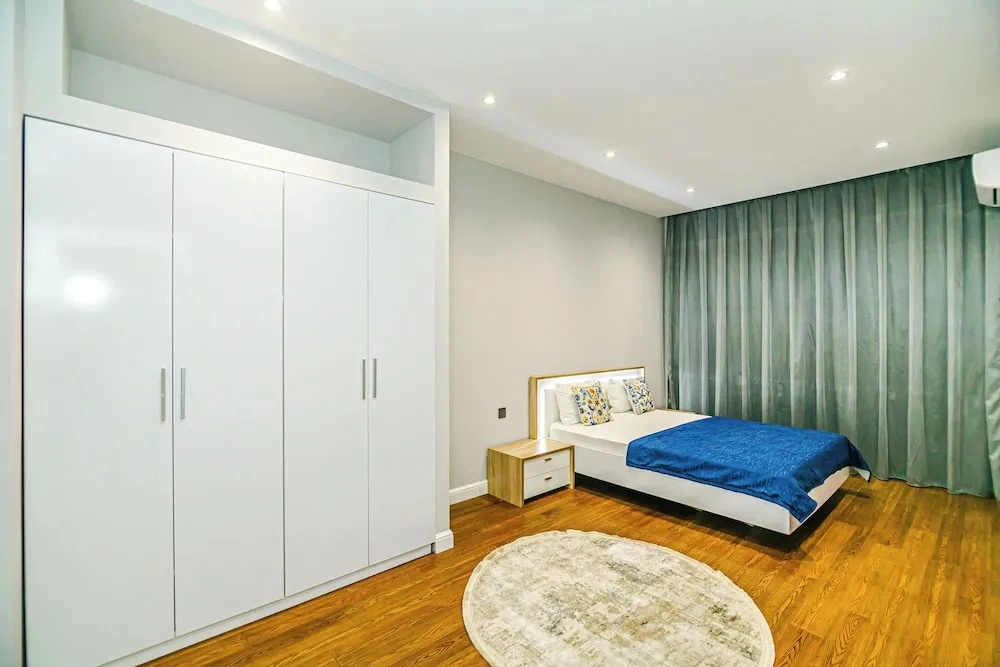 Nizami Avenue Hotel