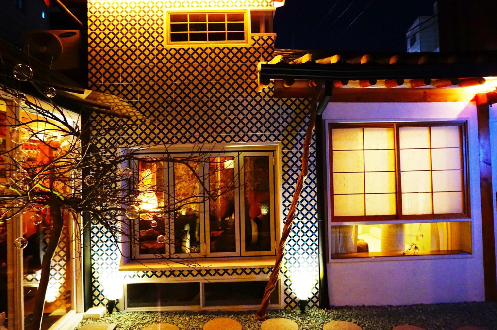 Hanok Hanok Boutique stay Hotel Seoul - 2min from Gyeongbokgung Palace station