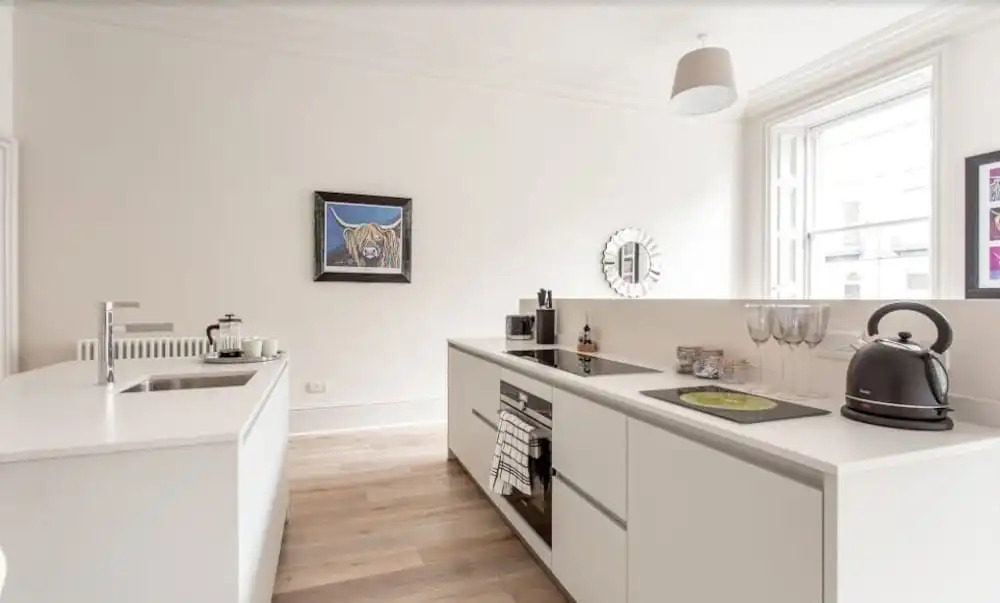 Chester Street 5 Star Residence - Tummel suite