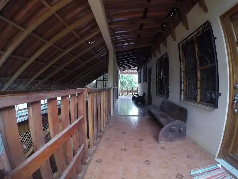 Safari Surf Hostal