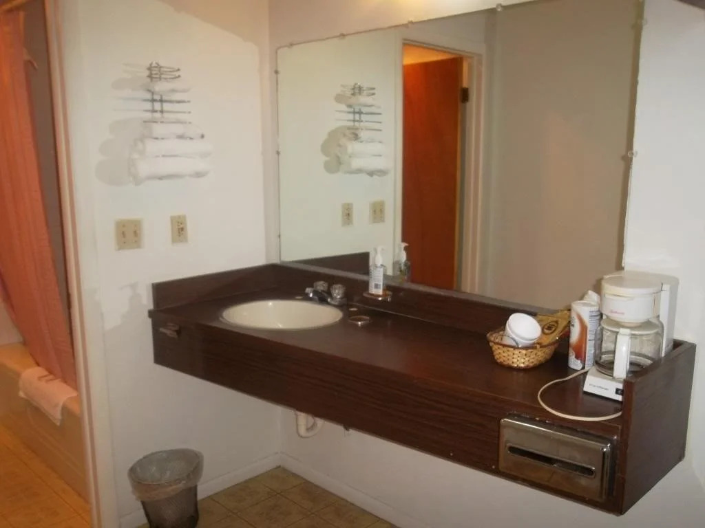 Hillside Inn
