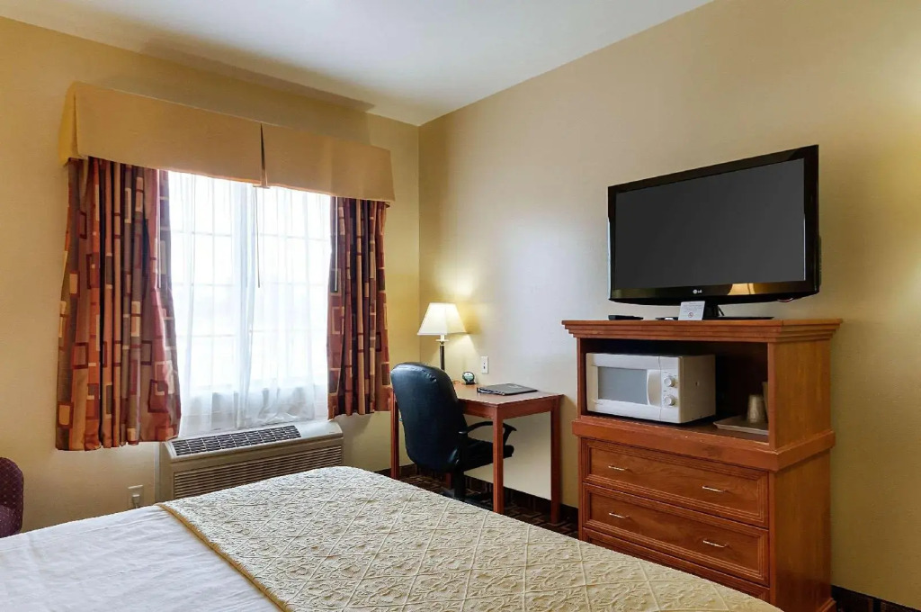 Econo Lodge Lubbock I-27