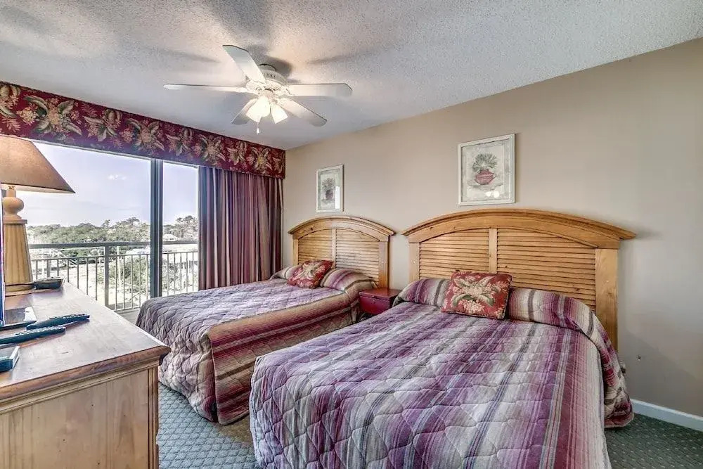 South Shore Villas - 501 by RedAwning