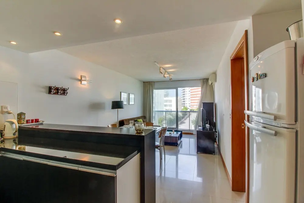 Apartamento con piscina compartida The Point I