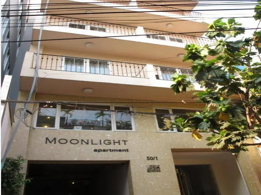Moonlight Serviced Apartmnet