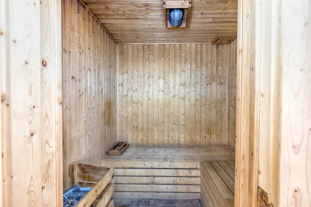 FA-Fab 2 bedroom apt in and outdoor pool