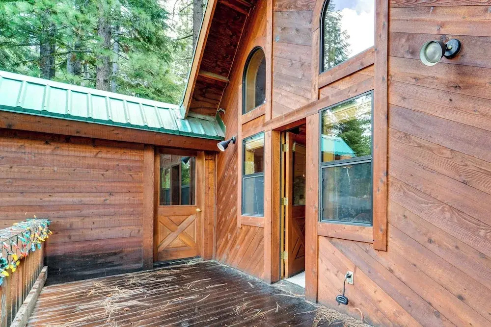 Deck w/ Hot Tub: Serene Cabin in Truckee