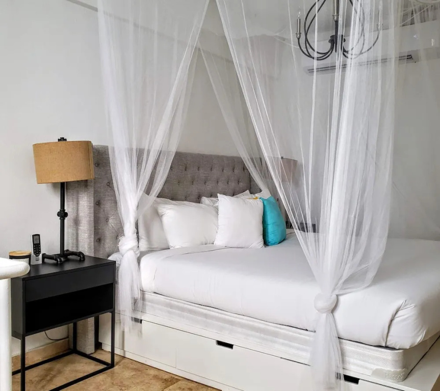 Roof Top Hotel Apartment #5 King Bed - Old San Juan