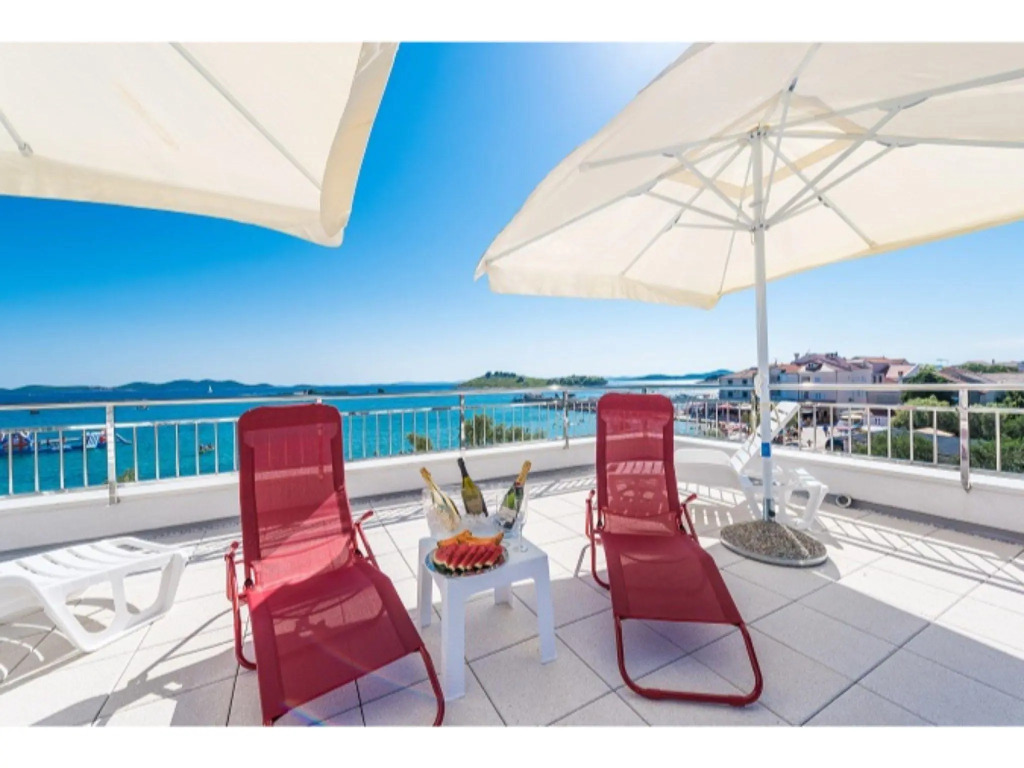 Lovely Apartment in Pakostane With Terrace