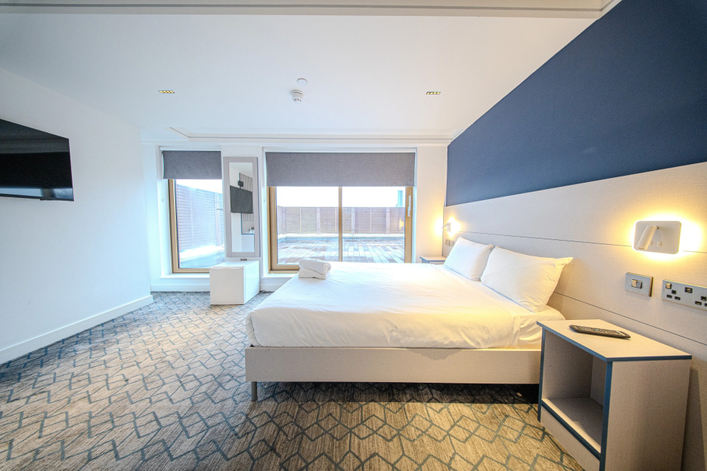 Ilford Grand Hotel
