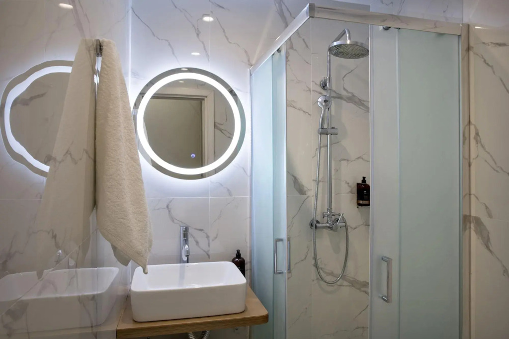 Hypnos Inn Athens