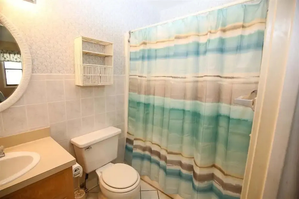 Guest Cottage 57