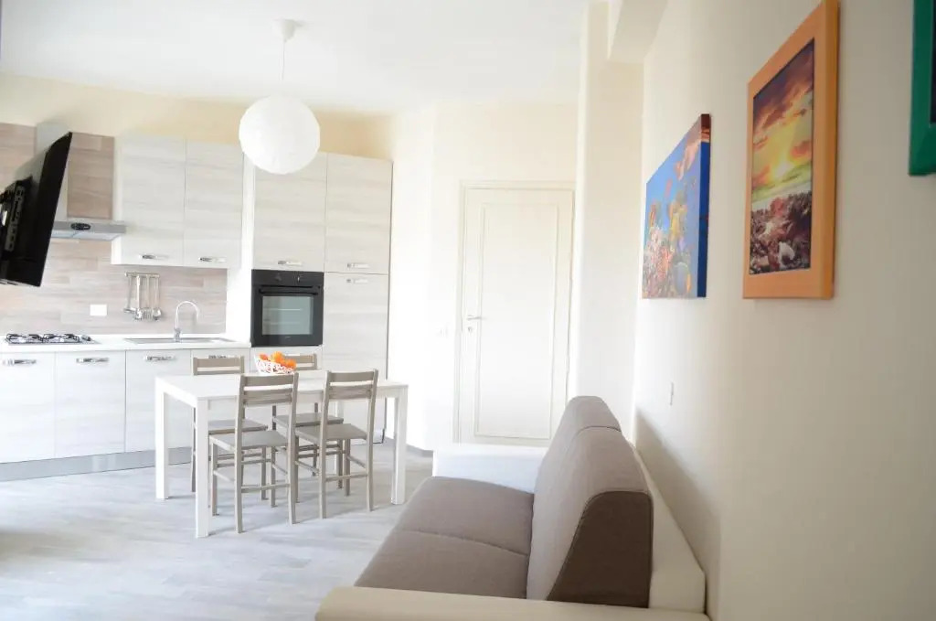 Fondachello Beach House 2