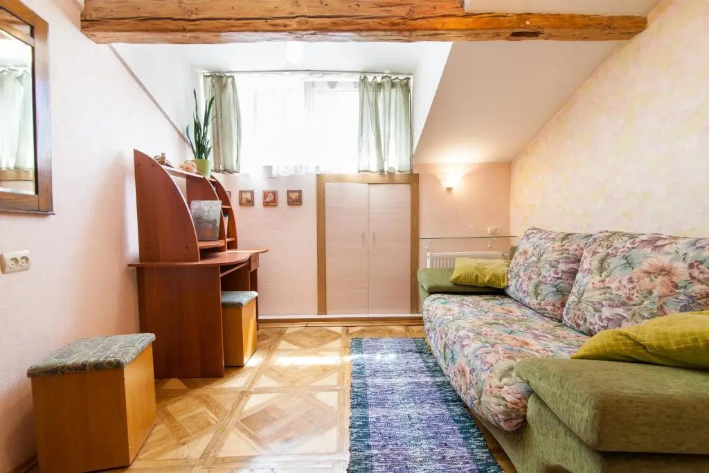 Apartment on Svobody Avenue 47