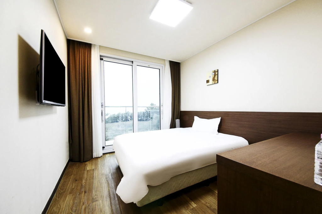 Jeju Ocean Blue Hotel